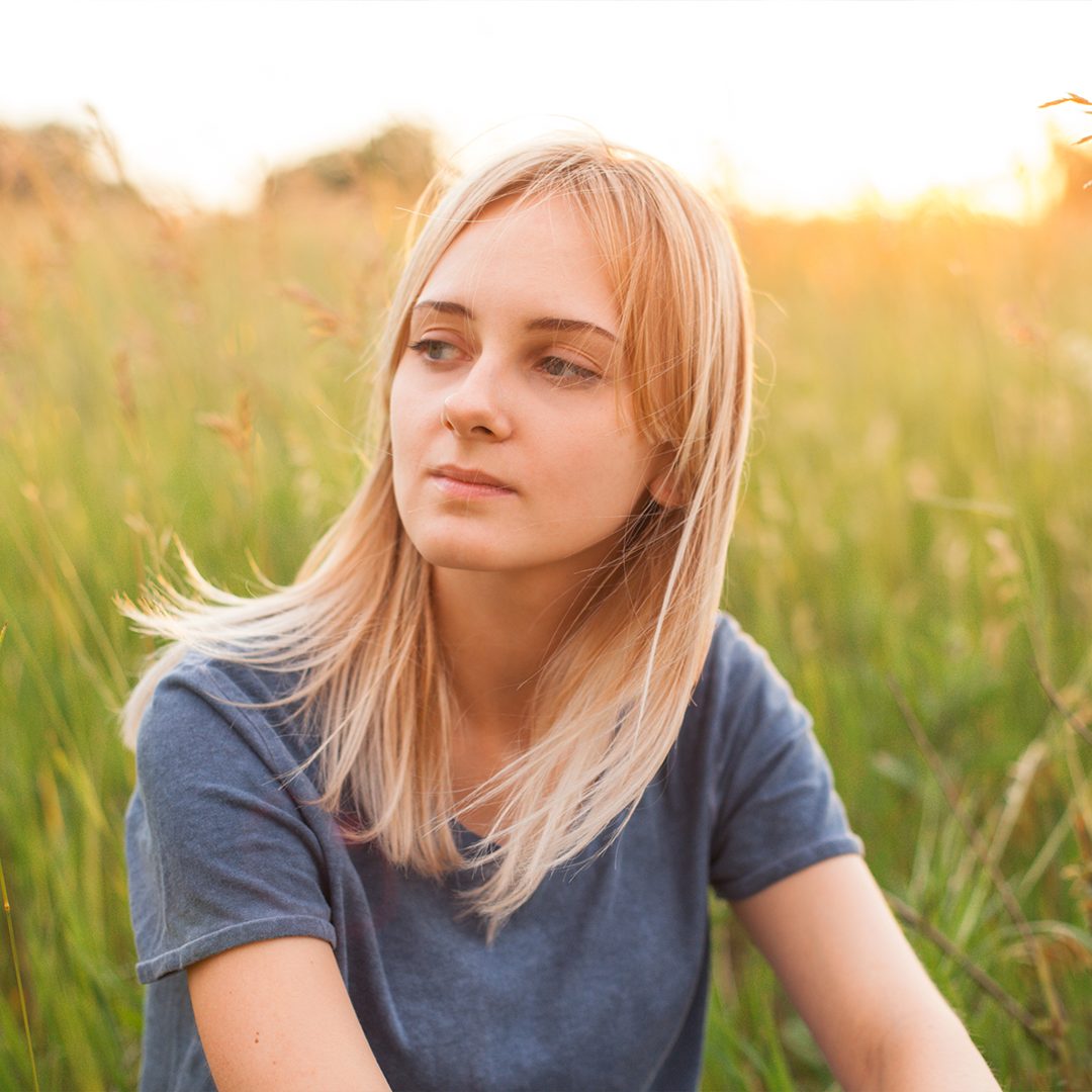 A woman thinking about abortion pill risks
